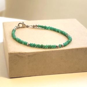 Chrysoprase beaded bracelet